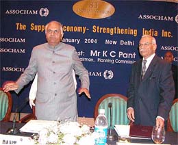 Deputy Chairman of Planning Commission, K.C. Pant, with Assocham president R.K. Somany