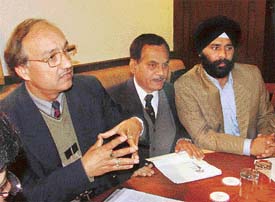 Dr Ajit Singh, Chief Executive, National Egg Coordination Committee, Dr S.P. Singh, DGM, Venkateshwara Hatcheries Limited, and Mr Baljinder Singh, a poulty breeder