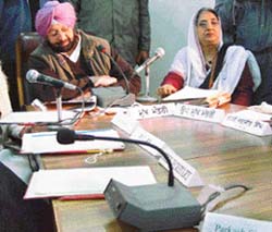 Chief Minister Amarinder Singh presides over an all-party meeting at Punjab Bhavan