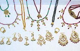 Anaha�s latest range of light-weight kundan jewellery