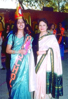 Ms Scholar Vandana Arora being honoured