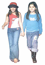 Junior rampdolls during IFF 2004.