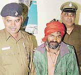 The beggar who kidnapped two children on Wednesday evening in police custody