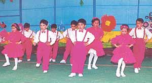 BVN kids presenting a foot-tapping show.