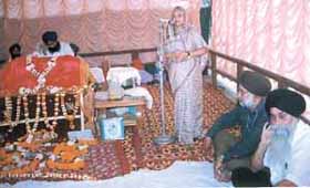 Delhi Chief Minister Sheila Dikshit speaking at a Bhog ceremony of Akhand Paath organised by Palika Place Transporters Association in the Capital.