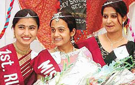 Miss Dev Samaj Deepti (centre), first runner-up Deepka (left) and Vibha are all smiles at the farewell party at Dev Samaj College for Education, Sector 45, Chandigarh, on Friday.