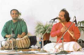 Flutist Pandit Ronu Majumdar and tabla player Pandit Sudhir Panday perform at the Punjab College of Technical Education 