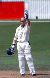 South Africa's Gary Kirsten celebrates his century 