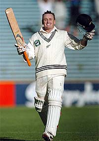 New Zealand's Scott Styris makes his century