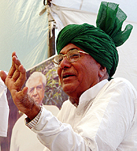 Haryana Chief Minister Om Prakash Chautala talks to mediapersons at Jagadhri 