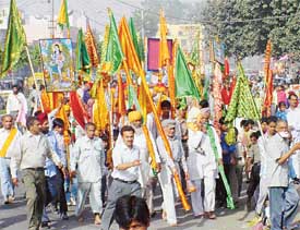 Devotees of Baba Balak Nath take out a �jhanda pheri� in Ludhiana