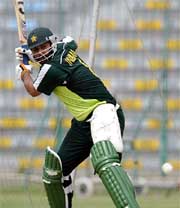 Inzamam-ul Haq bats at the nets