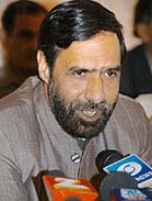 Congress spokesman Anand Sharma addresses a Press conference in Shimla 
