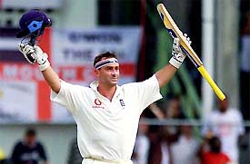 England's Graham Thorpe acknowledges the crowd's applause after reaching his century 