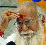 Acharya Giriraj Kishore