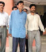 Two persons arrested by the Crime Branch with an antique idol of �Asta Dhatu� in the Capital 