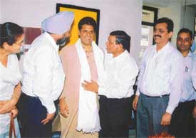 The Congress candidate, Mr Manish Tiwari, being honoured by the District Bar Association chief, Mr B.K. Goel and Mr Dharamjit Singh Khera at District Courts