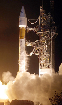 An Atlas 2AS rocket lifts off carrying the Japanese Superbird 6 spacecraft from the Cape Canaveral Air Force Station in Florida on Thursday. 