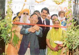 The Managing Director of State Bank of India, Mr Ashok Kumar Kini, inaugurates a fully computerised SBI branch at Phulanwal