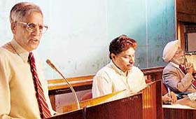 Prof Virendra Kumar, UGC Emeritus Fellow, delivers a special lecture on "Jammu & Kashmir Daughters Bill 2004: A Constitutional Perspective" at the ICSSR complex, Panjab University, in Chandigarh