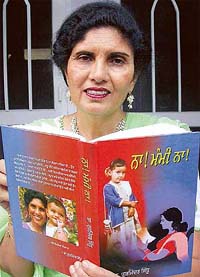 Dr Gurminder Sidhu at the release of her novel "Na Mammi Na" in Chandigarh