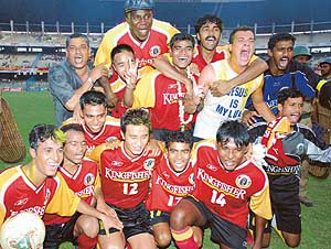 Jubilant East Bengal team after they became 8th National League Champion-2004