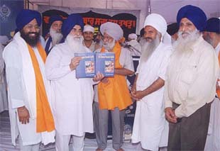 SGPC Chief Secretary Manjit Singh Calcutta releases the 10th Sikh Guru's compositions Selection from Sri Dasam Granth