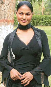 Pakistani actor Veena Malik