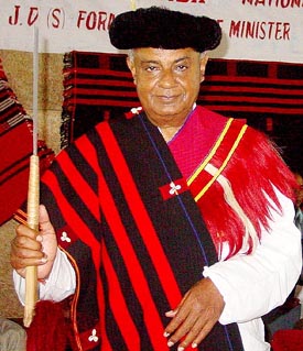 Former Prime Minister and Janata Dal (Secular) President HD Deve Gowda sports a traditional Naga attire 