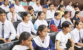 Students of various schools participate in a seminar in connection with World No Tobacco Day at the PGI, Chandigarh