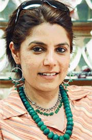 Raman Bhullar a Chandigarh-based woman, who likes to wear both western & Indian outfits