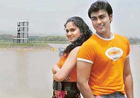 Gracy Singh and Arya Babbar during the shooting of the film Dil Humko Dijiye at Sukhna Lake in Chandigarh on Tuesday