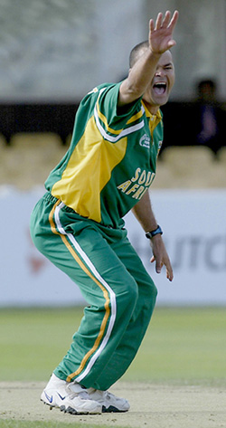 South Africa's Charl Langeveldt appeals for a wicket during their ICC Champions Trophy Pool B cricket match against Bangladesh at Birmingham 