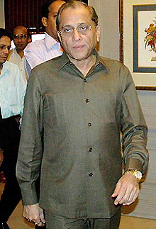 BCCI President Jagmohan Dalmiya arrives to attend a meeting of the BCCI working committee in Kolkata