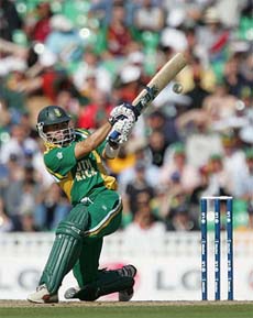 South Africa's Herschelle Gibbs