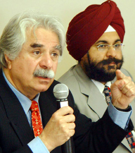 Chairman QuarkCity India, Fred Ebrahimi, and Executive Director, Mr P.S Sehgal, at Quark Media House at Mohali.