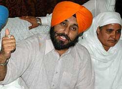 Sukhbir Badal talks to mediapersons before a meeting with the youth wing of the SAD in Kapurthala on Tuesday. Also in the picture is SGPC President Bibi Jagir Kaur. 
