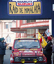 The 6th Maruti Suzuki Raid-de-Himalaya being flagged off from Shimla 
