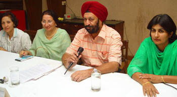 From left, Neelu Chopra, Kiran B.M. Singh, Dr G.S. Kochhar and Dimple Minocha at the press conference of the Punjab Open Ladies Amateur G olf Championship
