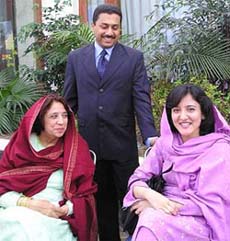 Dr Rao Mohammed Nasir Salim�s (centre) and Dr Hina Zafar Raja (right), both Pakistani dental surgeons, who are in Amritsar to attend Inter-state Dental Congress and 44th Punjab State Dental Conference