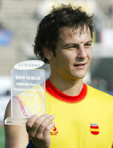 Spanish forward Rodrigo Garza holds the man-of-the-match award after his team�s match against Pakistan in the Champions Trophy Hockey Tournament at Lahore on Friday.