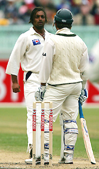 Pakistani speedster Shoaib Akhtar glares at Australian opener Justin Langer during the hosts� first innings of the second Test