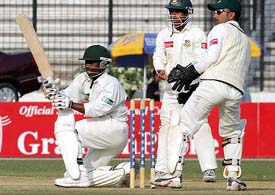 Zimbabwean skipper Tatenda Taibu plays a shot off Bangladesh spinner Mohammad Rafique�s delivery during the second and final Test in Dhaka