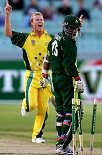 Australia�s Brett Lee celebrates as Pakistan�s Yousuf Youhana is bowled during the first tri-series final in Melbourne on Friday.