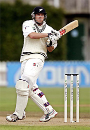 Lou Vincent of New Zealand plays a shot during the third day�s play of the second Test against Sri Lanka