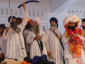 Baba Harnam Singh Dhumma, who was formally installed successor of Sant Bhindranwale at Chowk Mehta