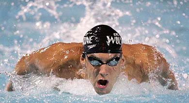 Michael Phelps swims his way to the gold medal in the men�s 200m butterfly during the Conoco Phillips National Championships in Irvine