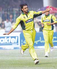 Pakistan�s Shoaib Akhtar celebrates after taking the wicket of England�s Ian Blackwell during the second one-day international match in Lahore on Monday