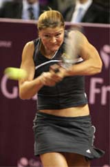 Russia�s Dinara Safina in action against compatriot Anna Chakvetadze in the first round of the Paris Indoor Open