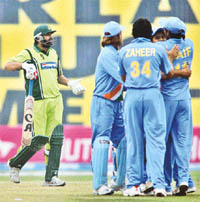 The Indian team drew flak from cricketers-turned-commentators Michael Holding and Nasser Hussain for appealing against Inzamam-ul-Haq in the Peshawar one-dayer